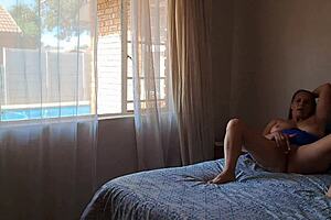 cheating curvy wife bangs pool boy while hubby's at work 😈💦