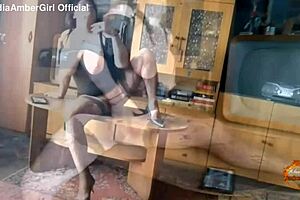 hey klaudiaambergirl, your hot milf pussy toys screaming on desk got me!