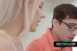 Bunny Madison's steamy student lesson gone wild! 🔥🍑