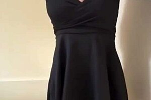 Beautiful Woman Flaunts Her Massive Natural Boobs In Homemade Webcam Show