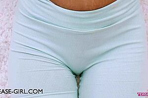 dark skin model seduces producer with petite tits massage on sofa pov 😏