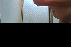 suegra latina con tetas enormes y culo gigante me lleva al baño para sexo sucio pov