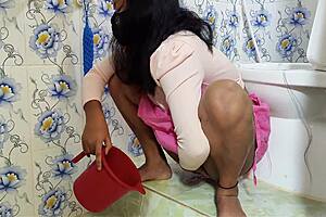 desi village bhabhi sneaks quick bathroom fuck with juicy ass play