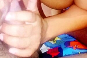 Dándole Duro Al Coño De Culona Milf Madura!