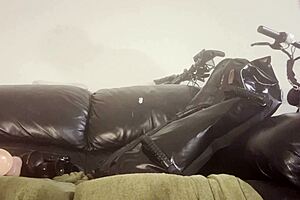 sexy blue-eyed shemale stephanie james double penetrates asshole to gape creampie