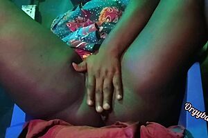 watch my pussy gape wide after five giant bbc solo masturbation!