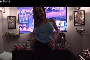 Friends hot mom Alyssia Vera catches him jerking off