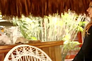 Real Lonely Housewife Mia Ryder Deepthroats BBC After Hubby Jails