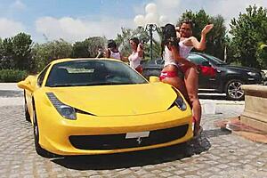 Abricoff's Wet T-Shirt Lingerie Exhibitionists!