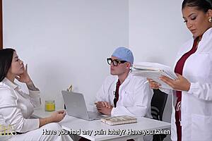 marianas anatomy ch4 pap smear turns into hospital threesome pounding with papi rodriguez silvana lee