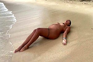 Melani latina, ready for hot nudist beach sex? Who's joining? 🏖️🍑