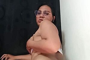 Allisonvega Latina Milf Tits Striptease Dance