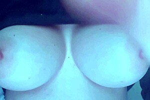 ITALIAN BIG TITS MILF ARTEMISIA LOVE BOUNCES JUICY NATURAL BOOBS!