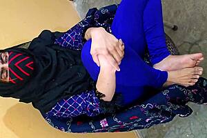 my big stepsis was so mad we shared bed... full hindi moanin' wet pussy ride! 😡💦