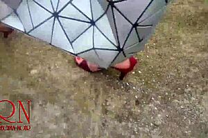 Watch this lady tease her clit with dildo in car parking lot 😏🔥