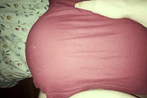 night fuck with hot stepmom creampie inside condom close up