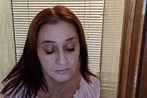 hey language coach get me outta this toilet and fuck my big tits pussy now student