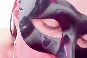 colombian stepmom whore with huge pussy masturbates in lingerie for boss 😈