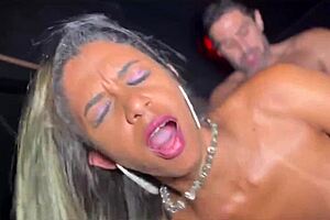 Padrinho fucks afilhada hard at swingers house real amateur passion! 🔥💦