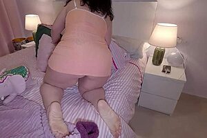 Stepmom Milf Begs Stepson Doggy Creampie Fill Me Deep