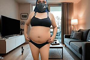 pregnant hijab doctor so horny alone in her room??