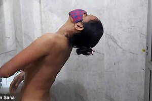 indian maid skips panties boy fucks