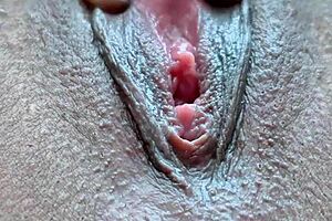 LET ME WORSHIP LETTYWILD'S JUICY LATINA ANUS AND SHAVED PUSSY CLOSE UP