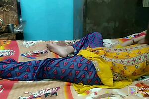 Ever tried indian village desi homemade sex with babysitter? 😏 Romantic chubby wife girlfriend close up moaning first time roleplay