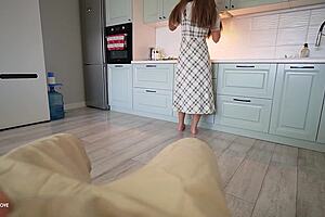 stepmom caught me with boner cookin helped cum on her huge round ass ughh
