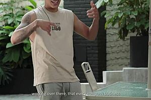 Bubble Butt Latina Boss Trades Raise For Cock Peek?