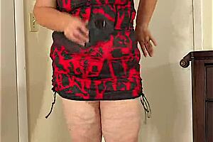 SSBBW Beauty Dances In Miniskirt And Heels For You! 🍑👠