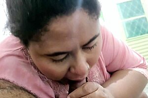 minha madrasta gordinha safada caught me jerking off in shower then we fucked hard