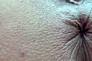 LET ME WORSHIP LETTYWILD'S JUICY LATINA ANUS AND SHAVED PUSSY CLOSE UP