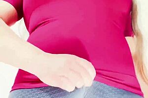 Esposa tetona's huge cameltoe pussy masturbation in leggings for neighbor cock?