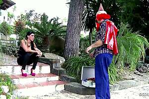 Nympho Wife Begs Clown for Rough Anal Cowgirl at Birthday Cheat Party?