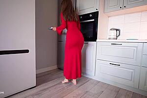 sexy stepmom shakes ass to make stepson cum on small tits quick