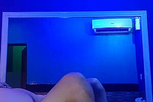 pounding girlfriend doggy style in village lodging her fat latina ass shakes wildly on bed