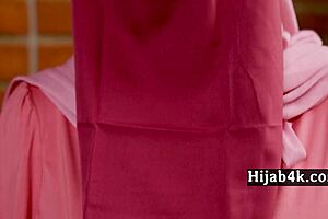 Arab Mommy Rubs Genie from Lamp with Shy Persian Pussy!