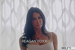 milfy reagan cant get enuf of that hard cock ridin n suckin 😩💦