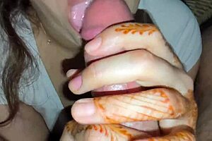 SAUDI GIRL LICKS BALLS BEFORE KUWAITI STUD FUCKS HER HARD