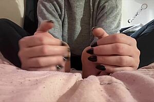 artemisia love's long nails tease feet in hot italian milf fetish solo 😍👣💅✨