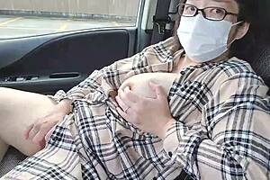 i'm shakin watchin this married chick stuff toys in her car... full aika-frau vid on xvideos red!