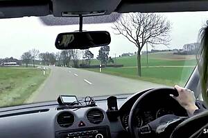 julia pink rims hitchhiker with plug in car