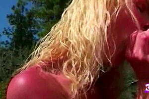 Blonde milf gets wild outdoor doggy pounding fun