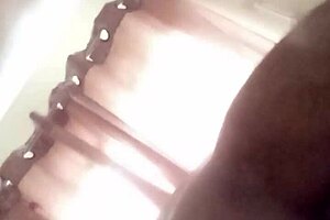 foxxyv shakes ass with toy orgasm in update 4