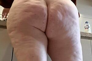 step sis in kitchen flashes thong panties teasing me all spring break