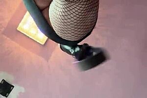 kate's latex heels got me kneelin big ass goddess