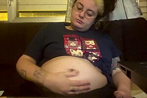 chubby spanish tattooed mommy daddy humiliates curvy first-time armpit belly