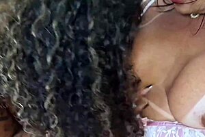 friends' hangout turns into hot amateur creampie fuck fest 😏