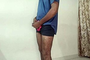 meri sautedli behan mujhe uski panty sungh te pakad leti hai...saza me chudwati hai